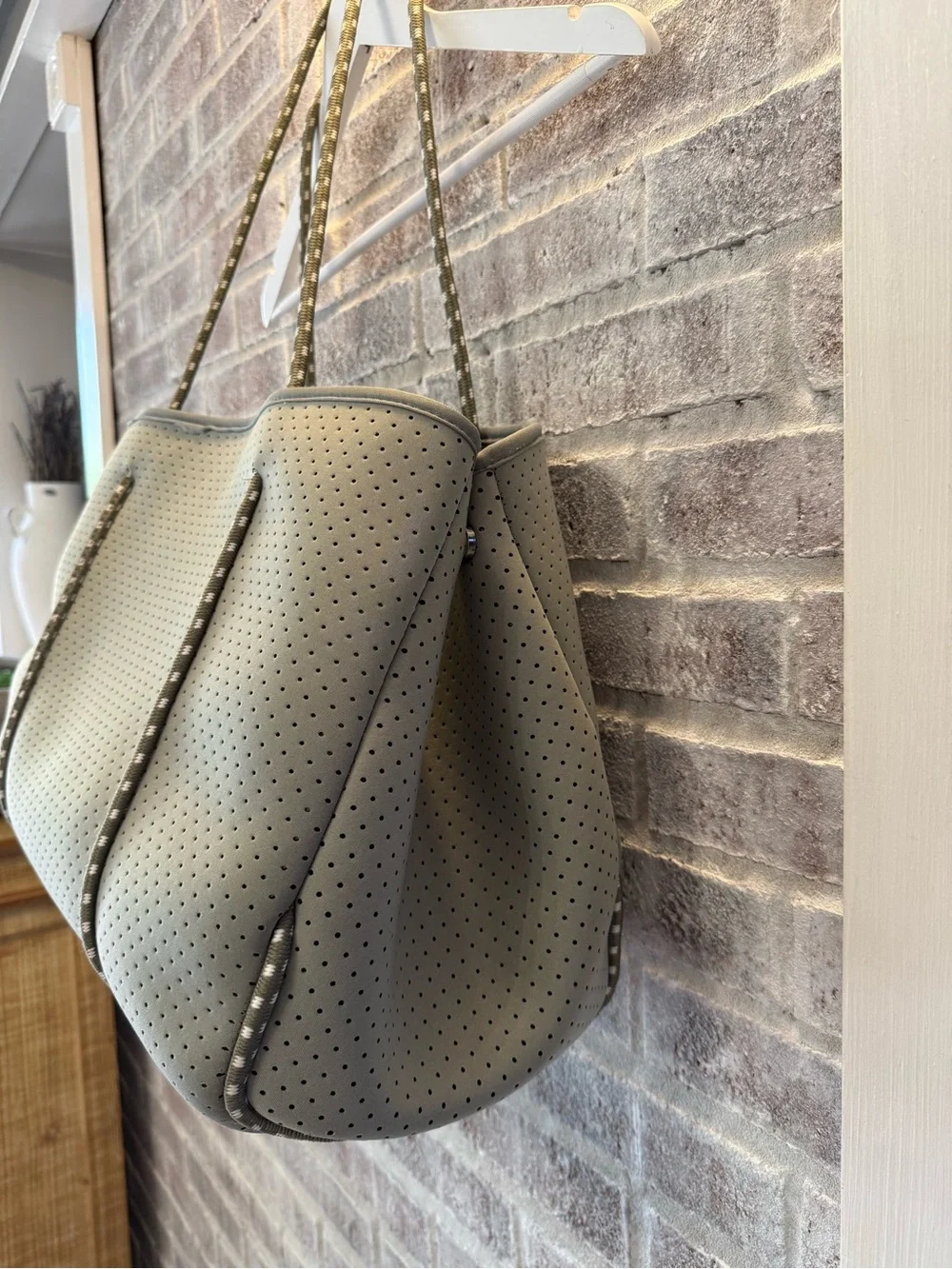 POPUPS Tote Bag in Sage  - Casual Everyday Carry